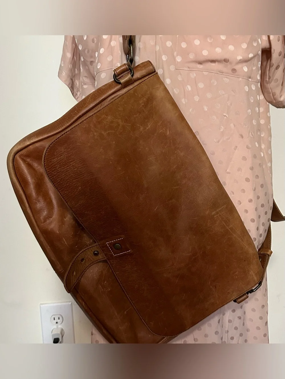 Bear Necessities Men's Brown Leather Messenger Bag - Sleek Everyday Carry